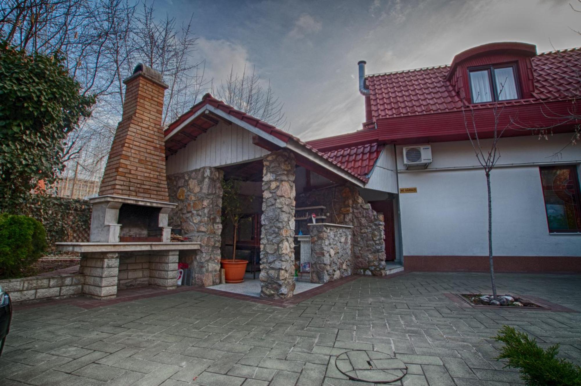 Hotel Melody Oradea Εξωτερικό φωτογραφία