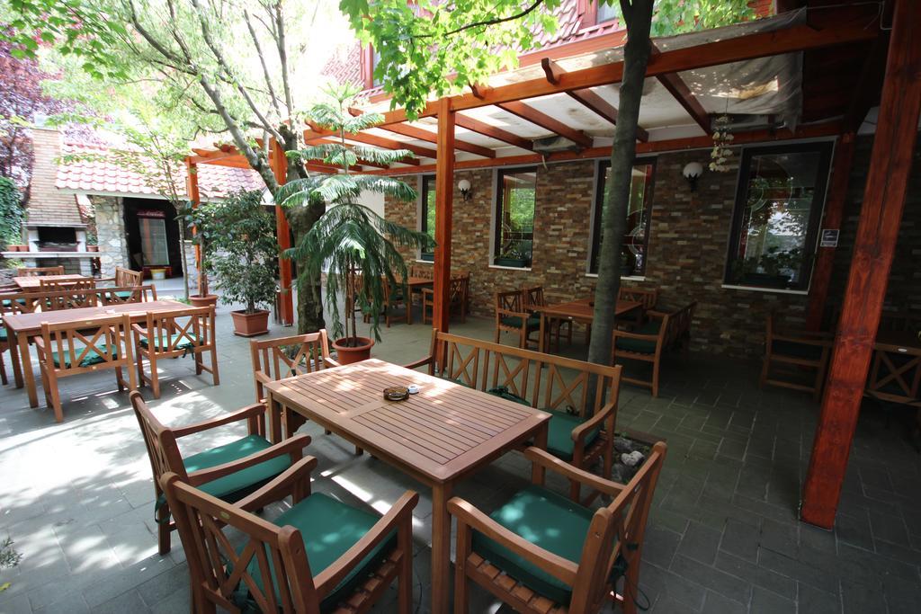 Hotel Melody Oradea Εξωτερικό φωτογραφία