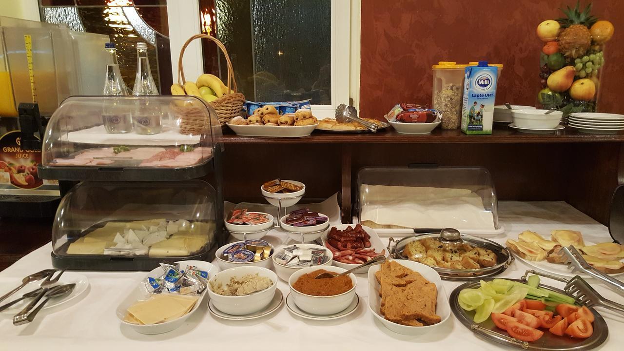 Hotel Melody Oradea Εξωτερικό φωτογραφία