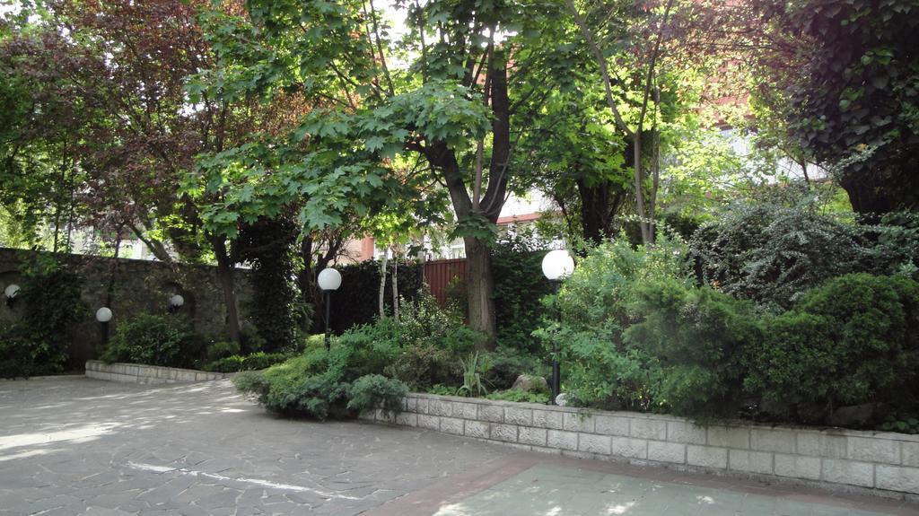 Hotel Melody Oradea Εξωτερικό φωτογραφία